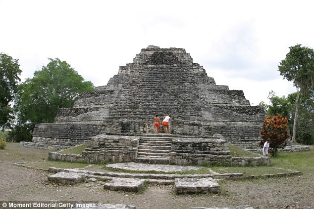 
Đây chính là khu đền thờ phía đông Mexico của người Maya khiến nhiều du khách quốc tế thích tham quan.
