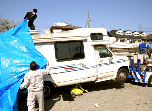 
Chiếc xe cắm trại của nghi phạm đã bị cảnh sát Chiba tịch thu để điều tra.
