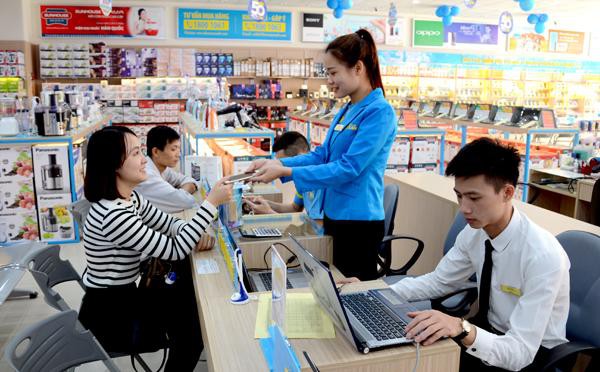 Đến với Điện máy Xanh, khách hàng sẽ được trải nghiệm cảm giác là “thượng đế” thực thụ bởi cung cách phục vụ chuyện nghiệp, chu đáo