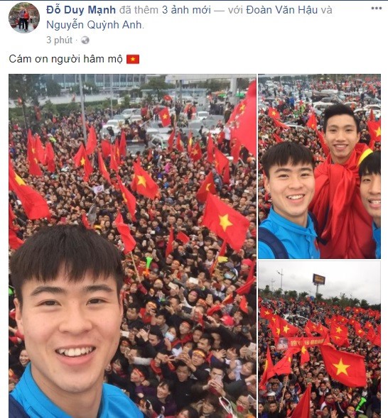 Duy Mạnh cũng tranh thủ selfie cùng đồng đội và cổ động viên. Trên đường từ sân bay trở về thành phố, cầu thủ số 11 nhanh tay đăng hình lên trang cá nhân kèm lời cảm ơn người hâm mộ. Ảnh chụp màn hình.