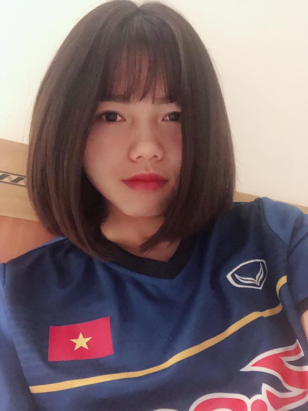 Phạm Hoàng Quỳnh được đánh giá là một trong những cầu thủ xinh gái nhất của bóng đá nữ Việt Nam. Ảnh: FB.