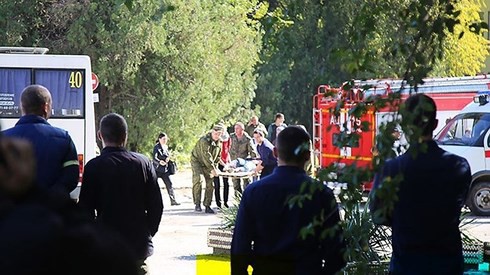 Số nạn nhân thiệt mạng trong vụ tấn công tại trường cao đẳng trên bán đảo Crimea đã tăng lên 20 người. Ảnh: Daily Mail