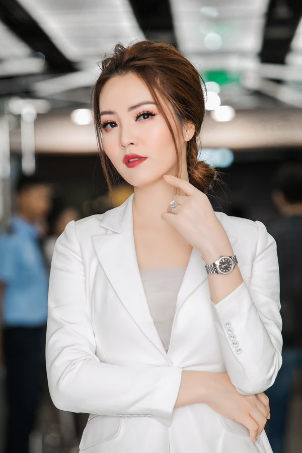 Thụy Vân là một trong những người đẹp Hoa hậu Việt Nam có sự nghiệp MC thành công và cuộc sống hôn nhân viên mãn. Ảnh: Hải Bá.