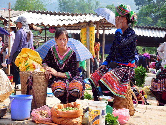 Chợ phiên huyện Tam Đường (Lai Châu) họp từ 6h30 phút đến 12h trưa vào các ngày Chủ nhật trong tuần.(Ảnh Thái Bình)