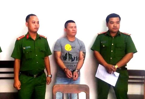 
Trương Minh Tâm - kẻ cầm đầu nhóm côn đồ quậy phá, hăm dọa các nhà hàng, quán nhậu, karaoke đã bị bắt giữ.
