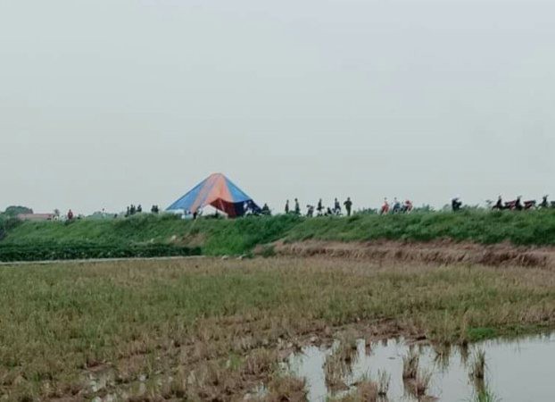 Khu vực bờ sông Thái Bình, nơi phát hiện thi thể nạn nhân. Ảnh: Bạn đọc cung cấp