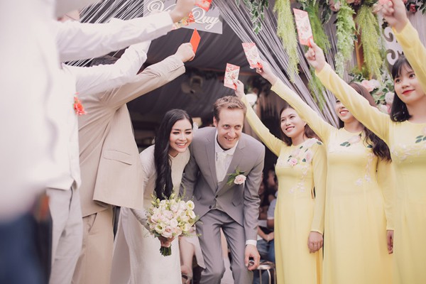 
Cô cưới chồng Tây tại Quảng Trị vào tháng 8/2018.
