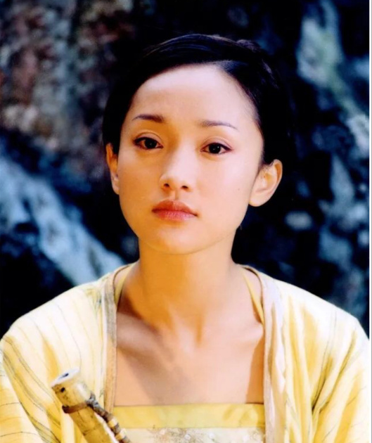 Châu Tấn trong vai Hoàng Dung của Anh Hùng Xạ Điêu 2003