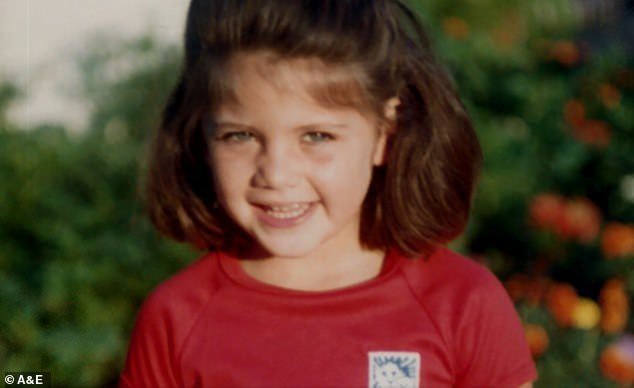 Monica Lewinsky khi còn bé