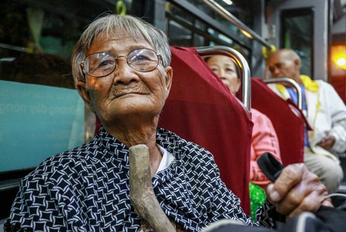 Người dân Cần Giờ được đưa vào vùng tránh bão an toàn hồi năm ngoái. Ảnh: Thành Nguyễn.