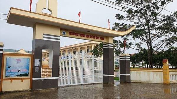 Trường THCS Duy Ninh (tỉnh Quảng Bình) nơi xảy ra vụ việc học sinh bị phạt tát 231 cái.