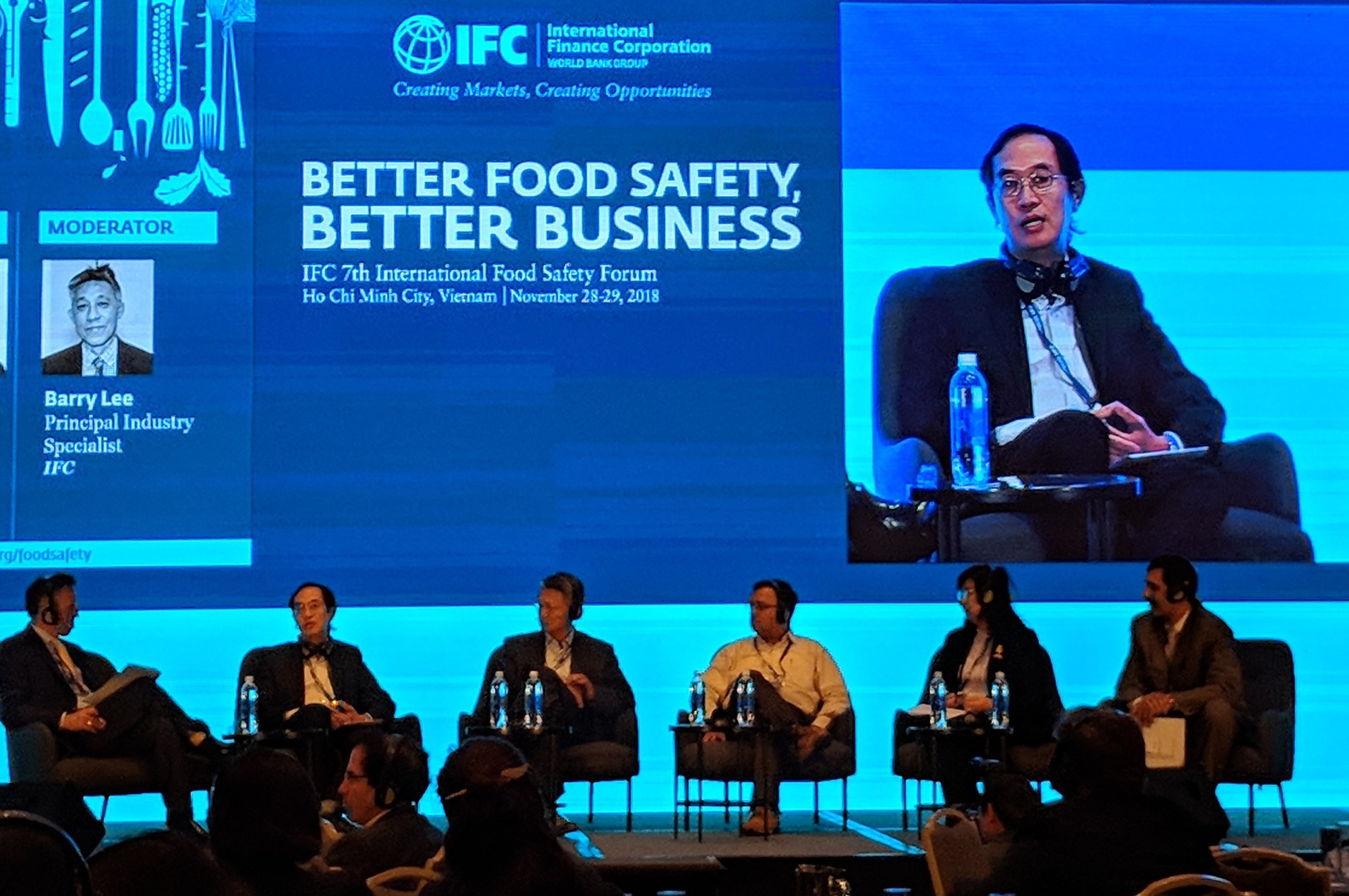 Tại hội thảo, ông Hoàng đã đưa ra khuyến nghị về cách cải thiện văn hóa an toàn thực phẩm để nâng cao năng suất, thúc đẩy kinh doanh.