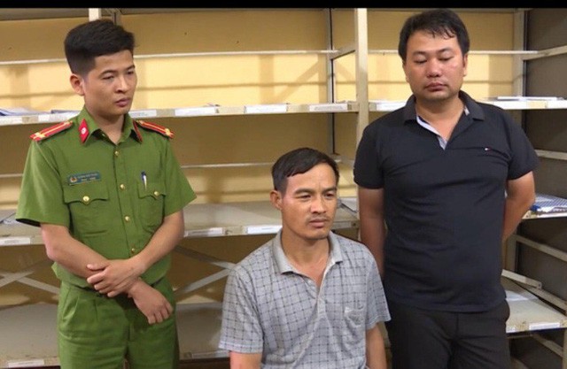 Bị cáo Phạm Văn Xương bị tuyên án tử hình, con trai Phạm Văn Sơn bị tuyên phạt 12 năm tù. Ảnh: Giang Long