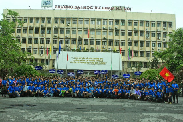 Sinh vi&ecirc;n trường ĐH Sư phạm H&agrave; Nội