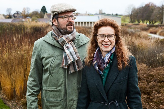 Cặp vợ chồng có tên là Iwan và Manuela.