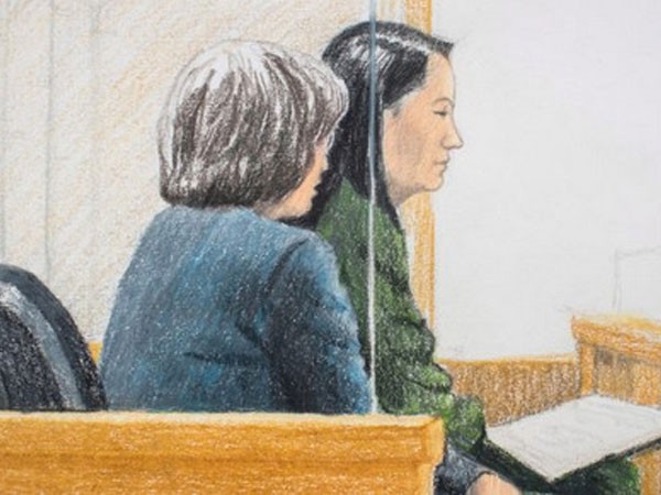 Tranh phác họa Mạnh Vãn Chu (bên phải) và người phiên dịch tại tòa hôm 7/12.