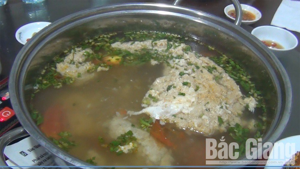 Món lẩu riêu cua Da.