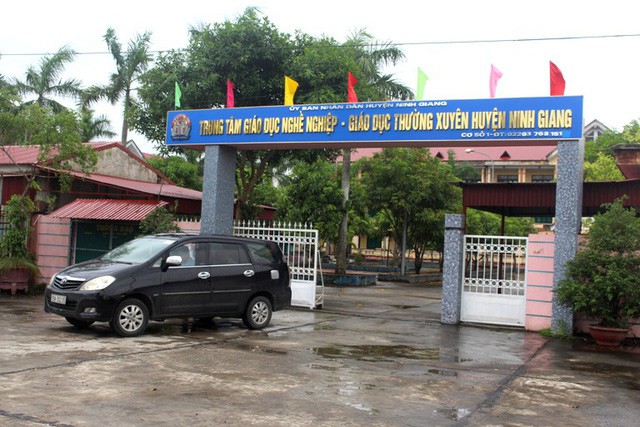 Trung tâm giáo dục nghề nghiệp và giáo dục thường xuyên huyện Ninh Giang cơ sở 1 nơi bà Phương ngồi điều hành
