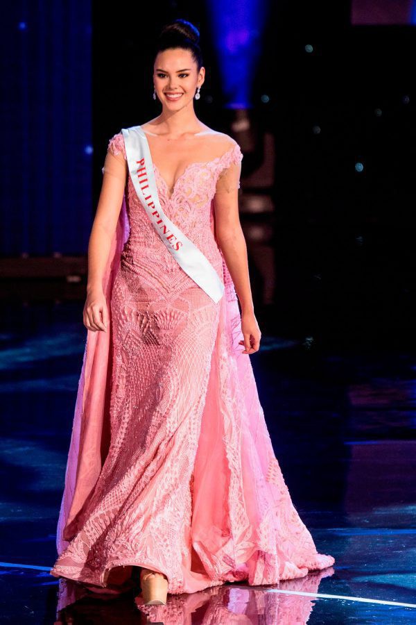 Người đẹp lọt vào top 5 trong cuộc thi Miss World ( Hoa hậu Thế giới).