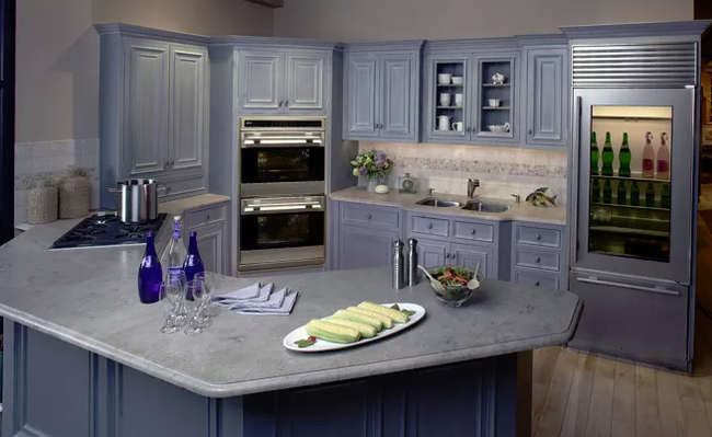 Trong trường hợp này, bạn chỉ có thể đặt đồ uống bên trong để tránh ăn quá nhiều cũng như việc luôn nghĩ về thức ăn.