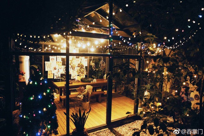 Vẻ đẹp lãng mạn, lung linh của không gian nhà kính.