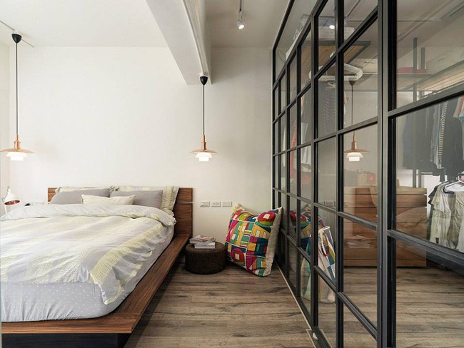 Giường ngủ được xem là nội thất trung tâm, giúp căn phòng đẹp hơn, ấm cúng và tiện nghi hơn.