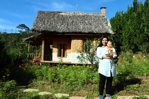 
Ngôi nhà nhỏ trên thảo nguyên của vợ chồng Xuân và Toản. Ảnh: NVCC.
