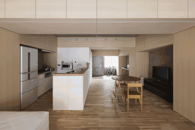 Cách bố trí ánh sáng luôn là điều làm nên vẻ đẹp tinh tế và gẫn gũi cho mọi ngóc ngách trong căn hộ.