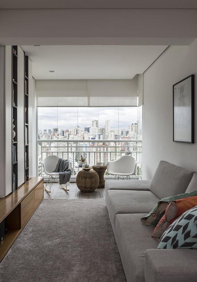 Khu tiếp khách nhỏ nhưng ấm cúng, sang trọng.