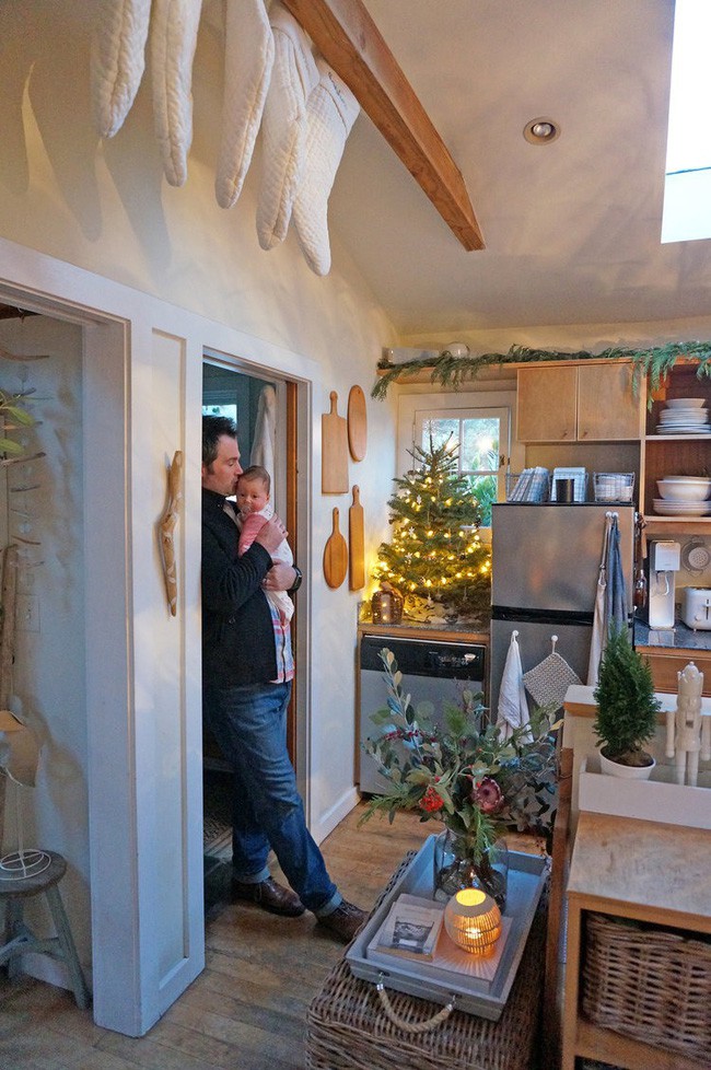 Cặp đôi đã dành nhiều tâm huyết và tự tay decor ngôi nhà của mình.