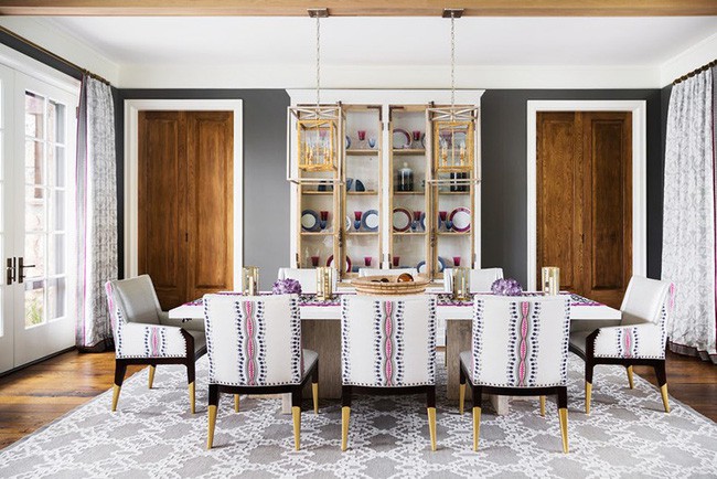 Hy vọng rằng những gợi ý trên sẽ giúp ích nhiều cho bạn trong việc lựa chọn một bộ bàn ăn hoàn hảo cho gia đình mình.