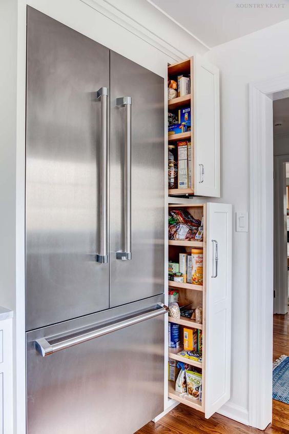 
Tủ lạnh làm bằng thép không gỉ là giải pháp đạt tiêu chuẩn mà không tốn kém khi đặt trong các kiểu nhà bếp khác nhau.
