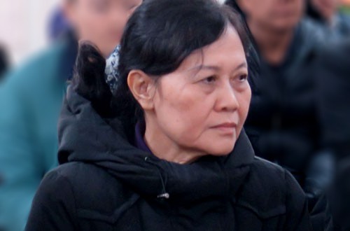 Bà Yến tại phiên tòa sơ thẩm.