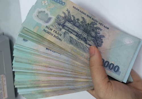 Phòng Giáo dục huyện Quỳ Hợp giải thích, ngành tài chính đã xuất tiền, nhưng ngành nội vụ chưa có số liệu chỉ tiêu biên chế năm 2018, nên kho bạc chưa cho rút tiền. Ảnh minh họa.