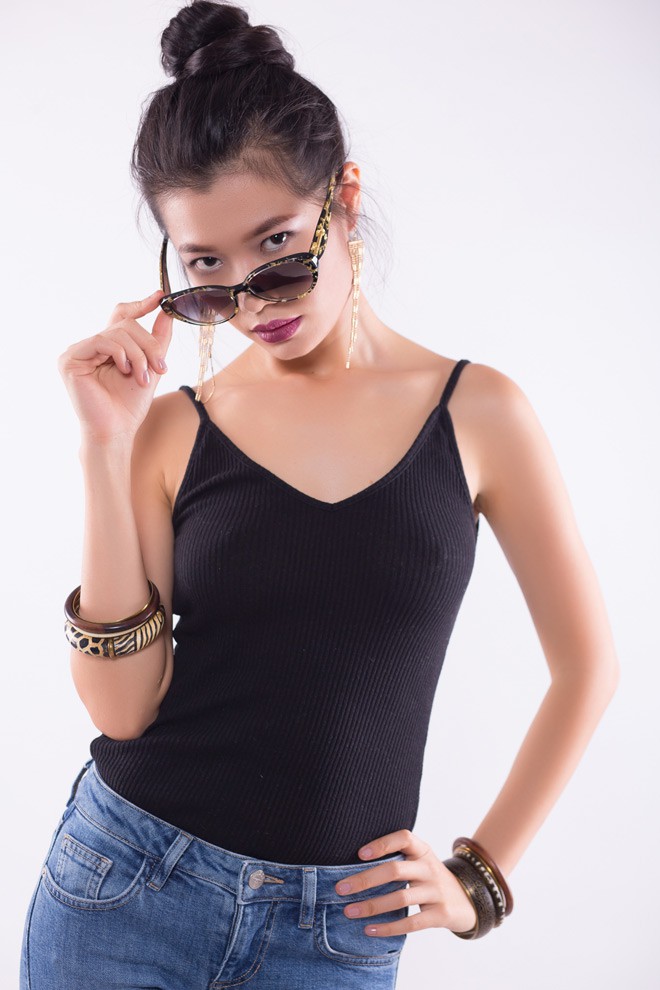Trong một lần trả lời phỏng vấn, Trà My cho rằng: Suy nghĩ phụ nữ phải mặc áo ngực là định kiến.