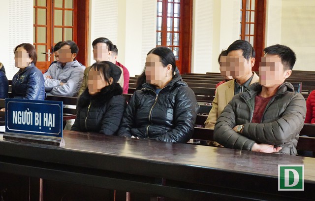 Các bị hại trong vụ án này là những người đã nộp một khoản tiền lớn cho Hiền để chạy trường, chạy việc vào đơn vị công an
