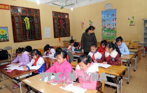 
Sắp xếp lại điểm trường, lớp học gắn với bố trí số lượng người làm việc đối với giáo dục mầm non, giáo dục phổ thông trên địa bàn tỉnh Tuyên Quang giai đoạn 2017 - 2021. Ảnh: Quang Đán
