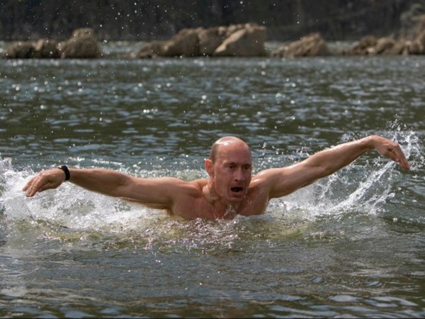
Ông Putin có đam mê bơi lội.
