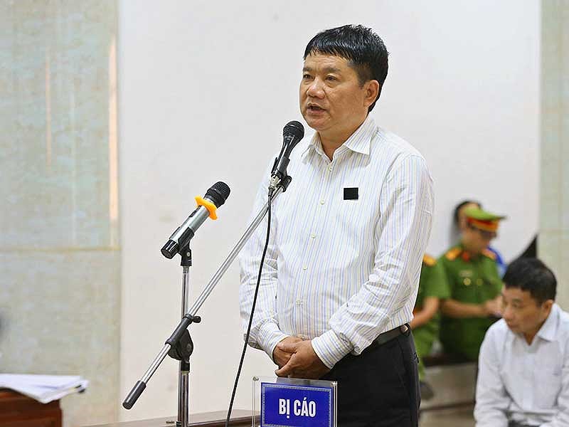 Bị cáo Đinh La Thăng tại tòa. Ảnh: TTXVN