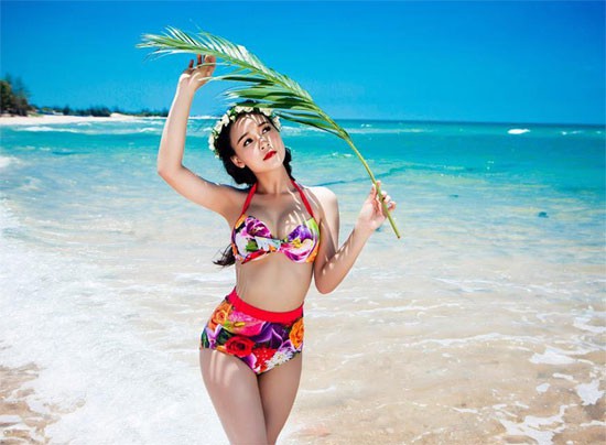 
Sở hữu nhan sắc xinh đẹp, Sam được đánh giá là một trong những hot girl nổi tiếng showbiz Việt.
