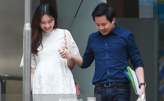 Ông xã Trung Tín đưa Hoa hậu Đặng Thu Thảo đi khám thai.