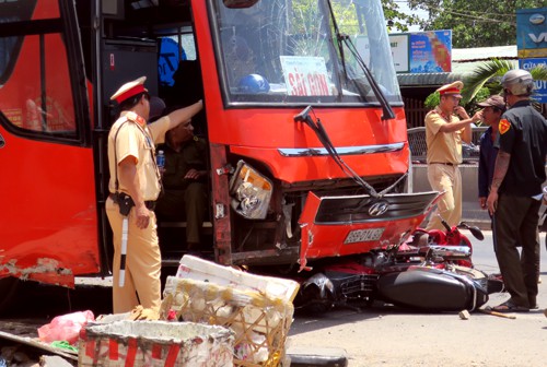 
Hiện trường vụ tai nạn. Ảnh: Tư Huynh.

