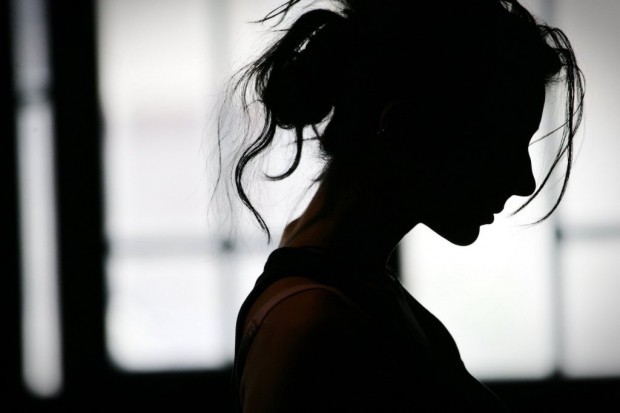 Nhiều phụ nữ tới từ các quốc gia khác trở thành nạn nhân vấn nạn lạm dụng tình dục ở Anh mà không dám lên tiếng. Ảnh: INSIGHT News