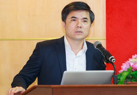 Ông Bùi Văn Linh cho biết Bộ GD&ĐT đã phối hợp công an gửi công văn đến các sở, trường để cảnh báo sinh viên về việc bị lôi kéo vào Hội Thánh Đức Chúa Trời. Ảnh: Thành Long.