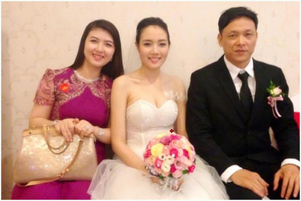 Hình ảnh đám cưới của đạo diễn Ngô Quang Hải và vợ hotgirl.
