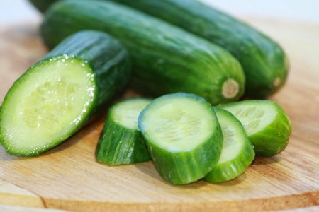 Dưa chuột có tác dụng làm mờ sẹo lâu năm hiệu quả