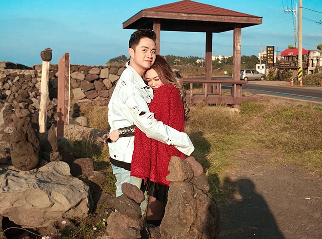 Bạn gái doanh nhân Xuân Quỳnh là mối tình đầu, và cũng là người duy nhất Nhật Tinh Anh yêu suốt 19 năm qua.