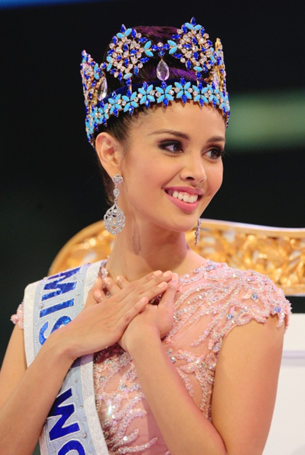 
Hoa hậu Megan Young đăng quang Miss World 2013.
