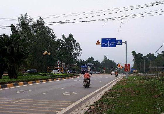 
Hình ảnh trạm cân của Thanh tra giao thông tỉnh Vĩnh Phúc đặt trên Quốc lộ 2B. Ảnh: H.Chi
