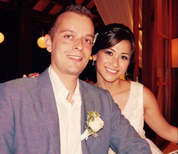 Christopher Forte v&agrave; vợ trong đ&aacute;m cưới năm 2014. Ảnh: Metro